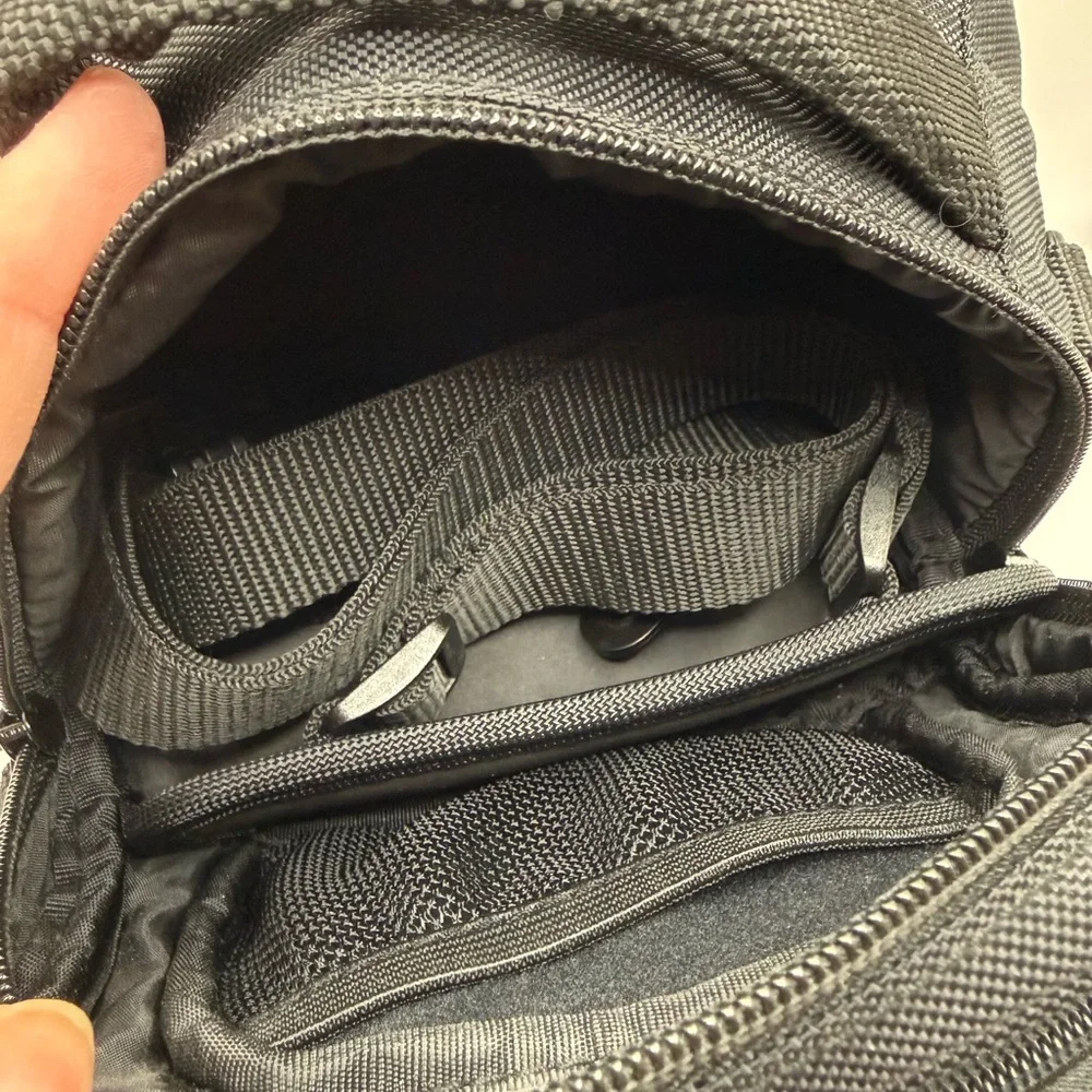 🔴 Samsonite Black Camara Bag